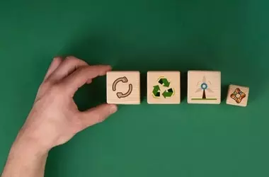 La Economía Circular: Un Camino Hacia la Sostenibilidad a Través de la Gestión de Residuos