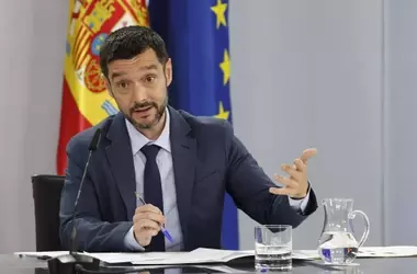 Ley de Consumo Sostenible atajará los anuncios de vuelos cortos y la obsolescencia programada