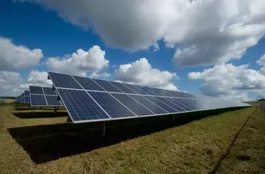 Capacitación en Energías Renovables en Madrid: Impulsando Carreras Sostenibles
