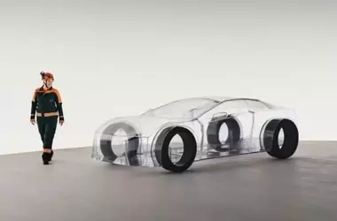 Sandvik presenta prototipo de coche eléctrico sin metales que genera conciencia sobre la minería sostenible