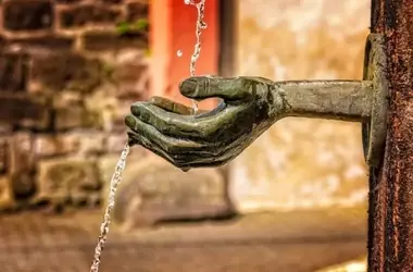 España: Una Década de Inversión Hídrica Multimillonaria Contra Sequías e Inundaciones