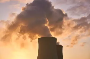 Alerta Ecológica: Riesgos de Extender la Vida Útil de Centrales Nucleares