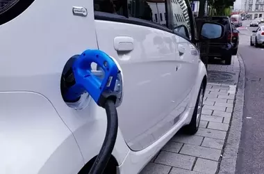 España Despliega un Ambicioso Plan de 400 Millones de Euros para Fomentar la Movilidad Eléctrica