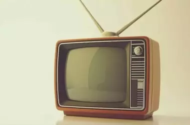 De pantallas obsoletas a creaciones ingeniosas: la metamorfosis de los televisores antiguos en objetos útiles y decorativos