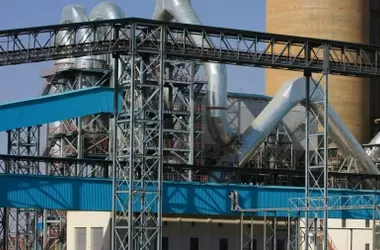 Impulso a la Eficiencia Energética: España Distribuye 500 Millones de Euros en Fondos para la Industria y Servicios