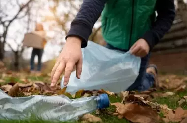 Voluntarios Recogen 11 Toneladas de "Basuraleza" en Campa￱a Nacional