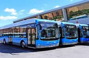 Madrid Impulsa la Movilidad Sostenible con 114 Puntos de Recarga para Autobuses Eléctricos en Sanchinarro