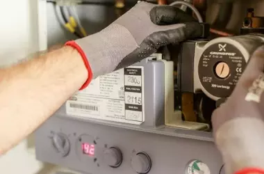 Cataluña Lidera la Transición Energética: 830 GWh Ahorrados y 105 Millones de Euros Recuperados en Tres Años