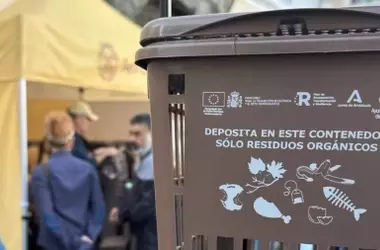 La iniciativa del contenedor marrón en Cantabria enfrenta desafíos por la falta de infraestructura