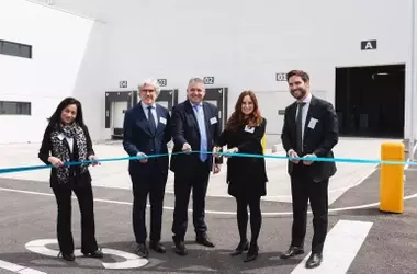 XCharge inaugura una innovadora planta de producción de cargadores para vehículos eléctricos en Valencia