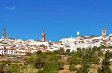 Impulso Vital para el Campo Español: Inversiones en Málaga y Badajoz Fortalecen el Desarrollo Rural y la Adaptación Climática