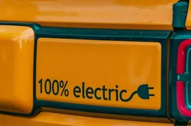 Baterías de Nanohilos de Silicio: Un Salto Revolucionario para la Movilidad Eléctrica