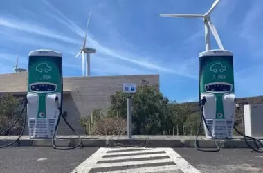 España Impulsa la Electromovilidad al Superar los 54.000 Puntos de Recarga