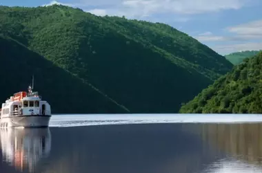 El Ecoturismo Impulsa la Regeneración Verde en el Tajo Internacional