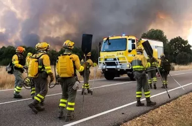 Alerta de Incendios en Castilla y Le￳n: Verano "Catastr￳fico" por Falta de Recursos