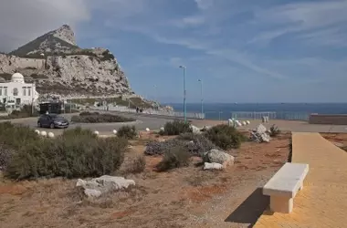 Gibraltar y la Crisis de las Aguas Residuales: Una Década de Contaminación en el Mediterráneo