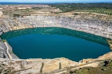 Aznalcóllar: Amenaza al Guadalquivir y Protesta por el Futuro de Doñana