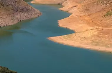 Embalses españoles mantienen niveles históricos de agua a pesar de la disminución en las últimas semanas