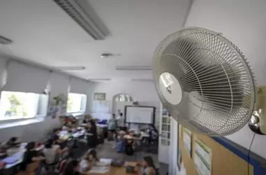 Escuelas resilientes: Estrategias sostenibles contra el calor extremo