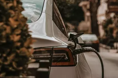 España: Avance Sostenido en la Red de Recarga para Vehículos Eléctricos