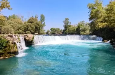 Descubre Las Chorreras del Cabriel: Un Paraíso Fluvial Escondido en Cuenca