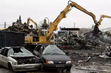 Impulso al Reciclaje de Plástico Automotriz en Desguaces Españoles