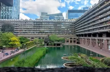 Londres Adopta Plantas del Barbican Antes de su Cierre Temporal