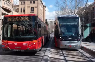 El Transporte Público en España: Un Análisis Profundo de su Retroceso y Desafíos Actuales