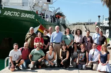 Activistas de Greenpeace enfrentan juicio con solicitud de cinco años de prisión