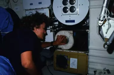 Exploración Espacial y Botánica: El Cultivo de Maíz en el Atlantis y sus Implicaciones