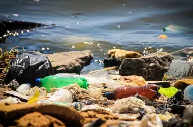 Microplásticos en el agua: una amenaza silenciosa para la salud