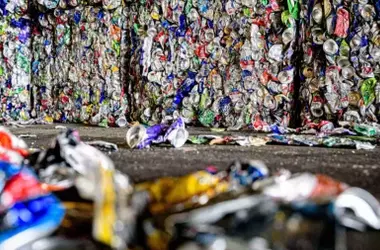 El aluminio lidera el reciclaje mundial: latas superan a PET y vidrio con una tasa del 76%