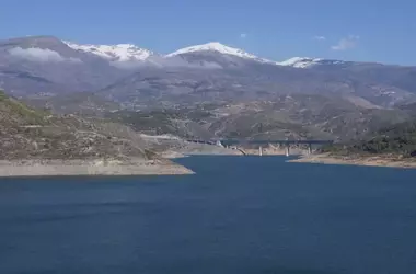 Luz Verde a la Gigante Batería de Agua en Granada