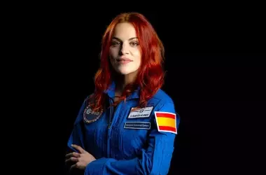 La Visión Cósmica de Sara García Alonso: Un Enfoque Espacial para la Protección Marina y la Eficiencia de Combustible