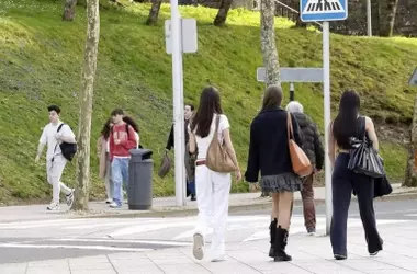 Pronóstico del Tiempo en España: Estabilidad con Variaciones Regionales para el Fin de Semana